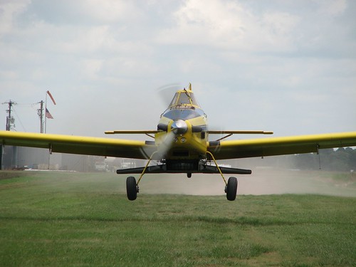 canon airplane cropduster aviation yellow turboprop propjet louisiana flying pt6 at502 502 airtractor airtractorat502