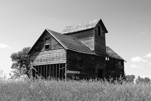northdakota farm barn house abandoned blackandwhite bw