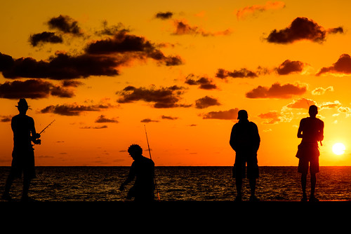 light sunset red sea fishing warm fishermen havana cuba