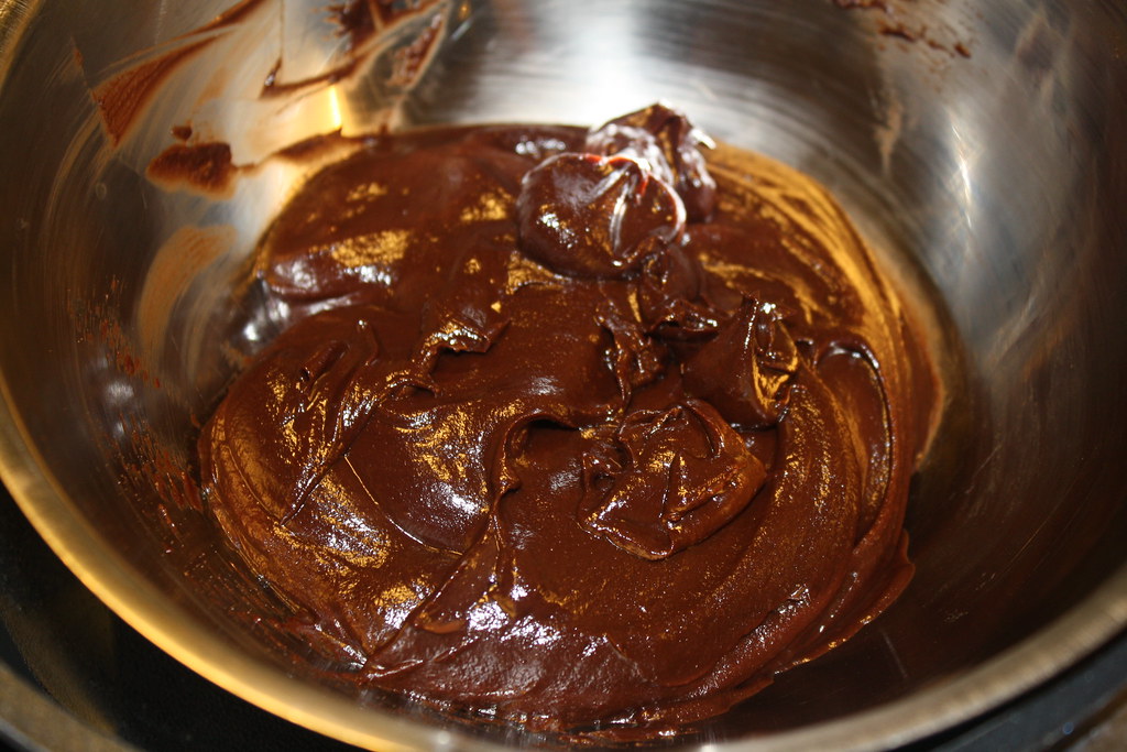 Chokolademousse med nøddebund (13)