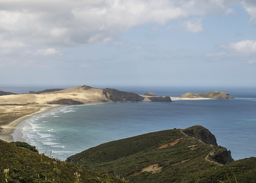 ocean sea newzealand landscape island bay sand pacific dunes shoreline nz northland tasman capereinga motuopao tererengawairua caperegina lisaridings fantommst