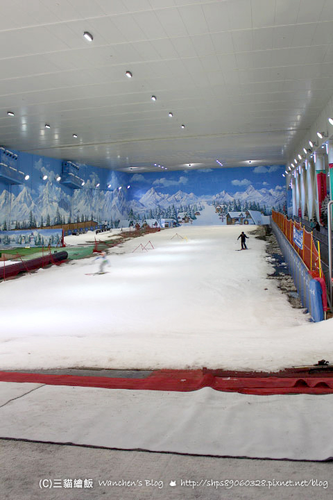 PLAY DOCI室內滑雪場