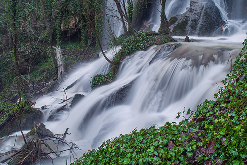 rio waterfall agua alava seda vasco euskadi pais araba cascada beluntza corraladas