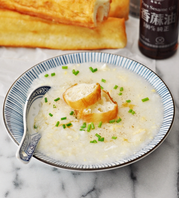 Chinese Egg Drop Soup Rice Porridge Style (aka Congee)