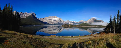 panorama lake canada landscape kananaskis scenic alberta rockymountains canadianrockies