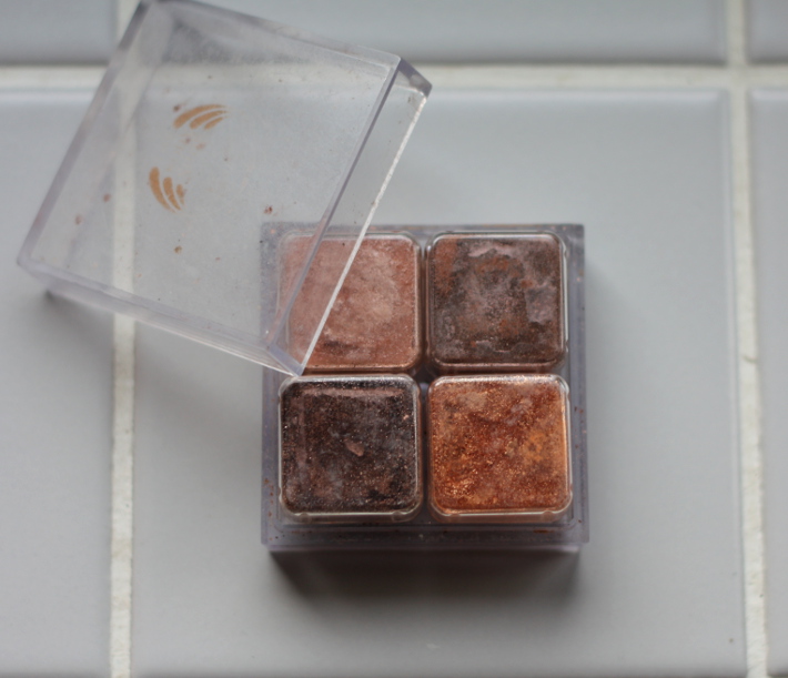 the body shop shimmer cubes 06 warm swatches tutorial