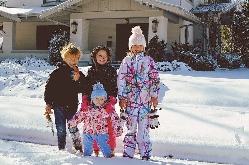 kids in the snow
