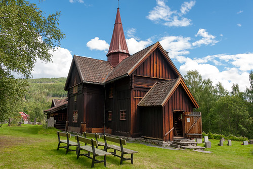 norway norvège typical typique church église wooden bois countryside campagne landscape paysage rollag stavkirke
