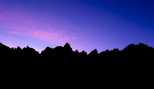 sunset mtwhitney sierranevada whitneyportal mountainrange trailcamp trailcrest sierracrest