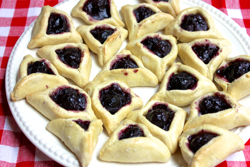 Natural Cherry Pie Filling--For Hamantaschen!