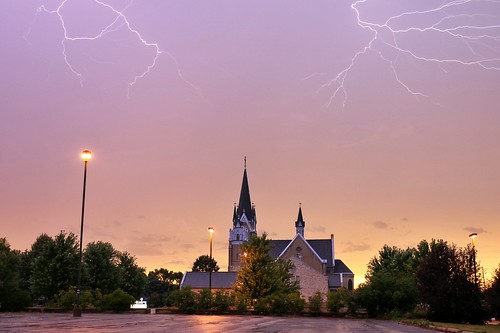 lightning stpauls lutheran church fortatkinson wi wisconsin storm thunderstorm severe sky dusk