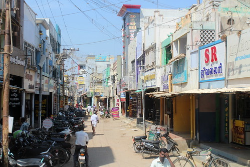 street india streetscene motorbikes tamilnadu