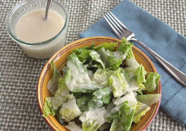 tangy-garlic-parmesan-salad-dressing