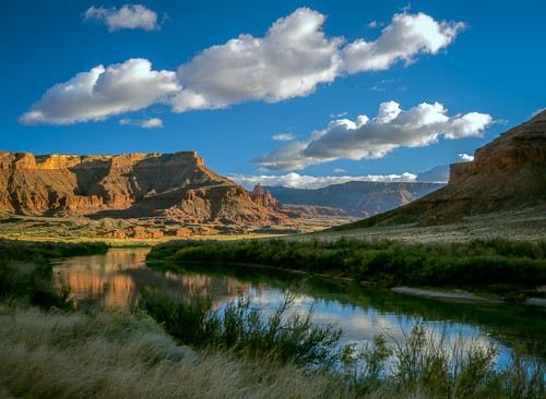clouds river utah nationalpark colorado day unitedstates coloradoriver moab fishertowers