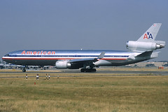 American MD-11 N1751A LHR 12/08/1995