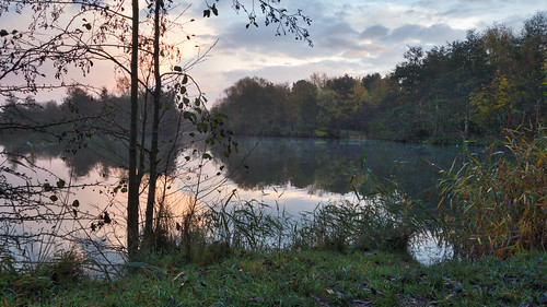 autumn england pool sunrise unitedkingdom loughborough charnwoodwater