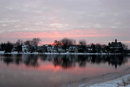 pink winter sunset sky ontario reflection water landscape town mississippiriver almonte mississippimills