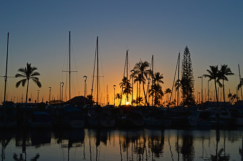 sunset sky reflection silhouette hawaii nikon waikiki oahu nikond3200 yabbadabbadoo alawaiyachtharbor d3200 alamoanaarea