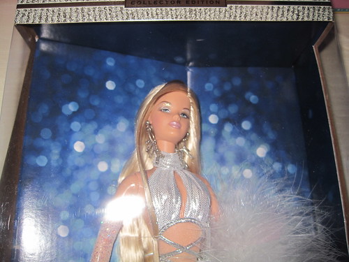 IRENgorgeous: Magic Kingdom filled with Barbie dolls - Page 29 16076611171_29258f6a14