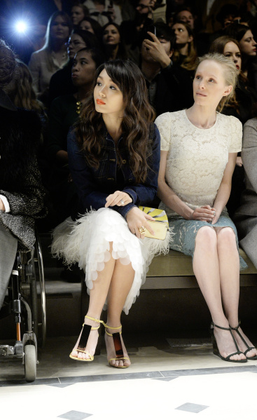 Burberry Prorsum Aw 2015 Front Row And Show