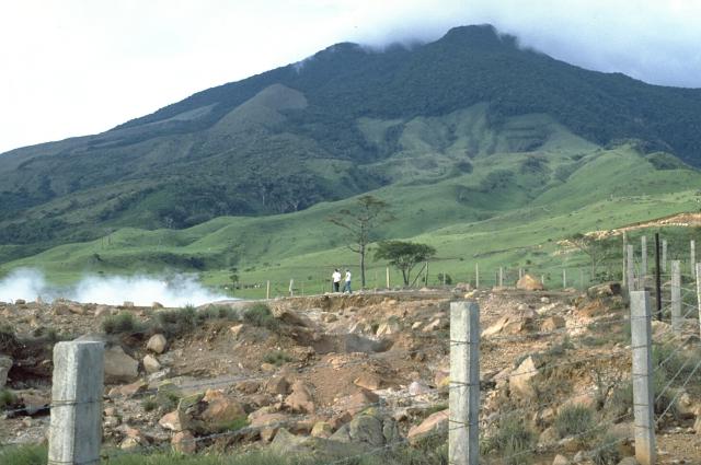 image of mount miravalles volcano