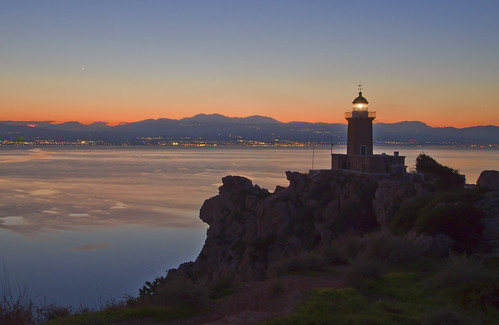 light sea lighthouse rock lights twilight venus pentax mercury dusk loutraki korinthos iraion melagavi