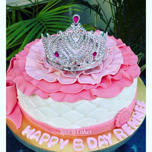 Princess Birthday Cake by Love is..Cakes