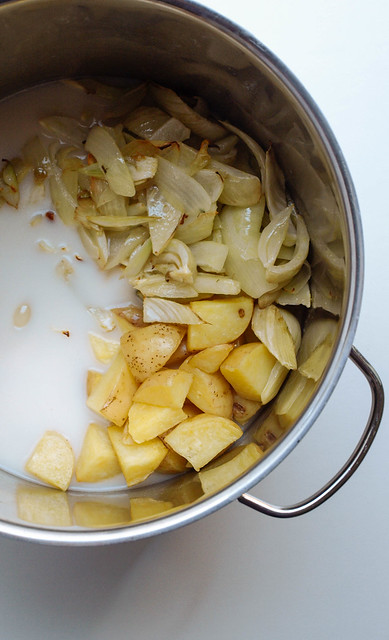 Roasted Fennel & Potato Soup