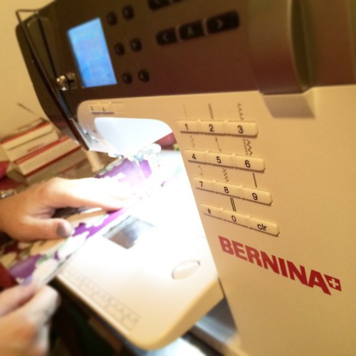 Sewing my #kindle bag #emmafassioknitting #sewing #bernina #handmade