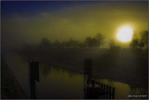 sun france fog sunrise canon river landscape eos soleil brittany europe bretagne rivière breizh brouillard leverdesoleil finistère landerneau elorn 700d