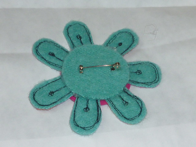 Flower brooch tutorial