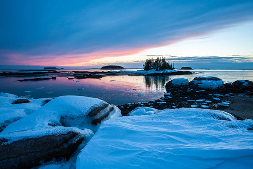 winter sunset snow ice islands rocks maine deerisle stonington februarybreakstoningtonmainewinterlobsterboatsicesnowdriftssandbeach