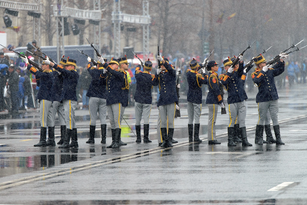 1 decembrie 2014 - Parada militara organizata cu ocazia Zilei Nationale a Romaniei  15744692008_e4fcf46b57_b