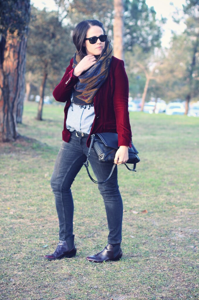 Burgundy outfit