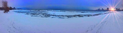 winter sunset panorama lake snow toronto ontario canada waterfront martin trail lakeshore sunburst lakeontario iphone on goodman onasill