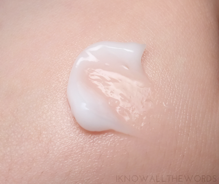 garnier clean + makeup rmoving lotion cleanser (3)