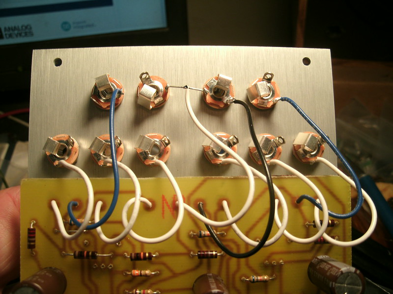 Buchla 106 mixer V2 wiring