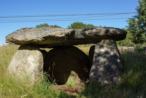 megalítico monumento monument megalithic construcciónfuneraria megalithictomb dolmen