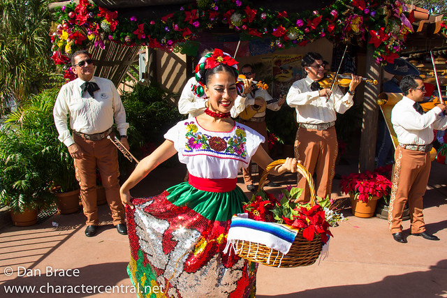 Mariachis and Dancers