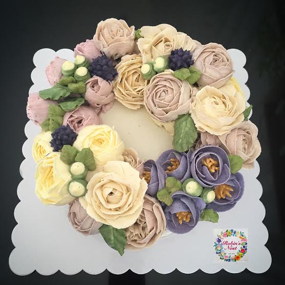 Floral Cake by Michelle Robin of Robin's Nest