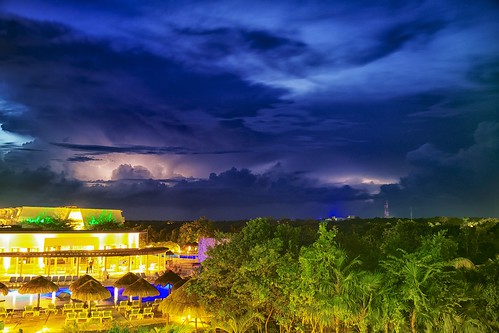 wild sky beach nature leaves clouds palms mexico monkey resort lightning paprika