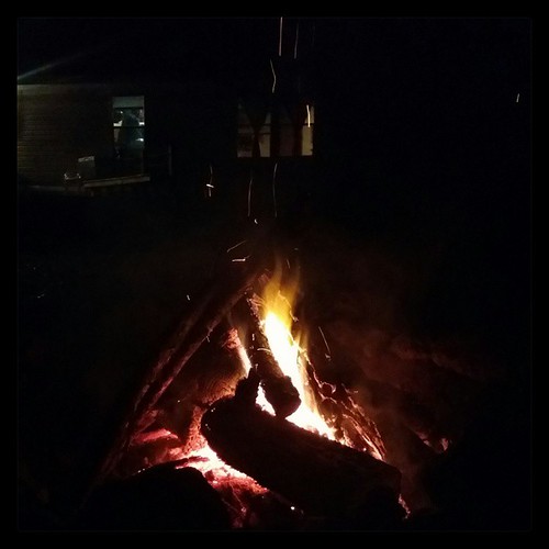 My kind of Saturday night. #fire #sevenkindsofchilitoeat #goodtimes