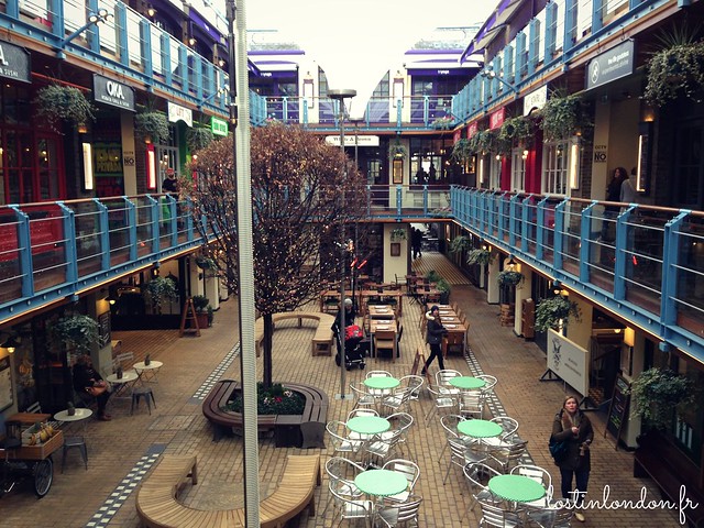 Kingly court