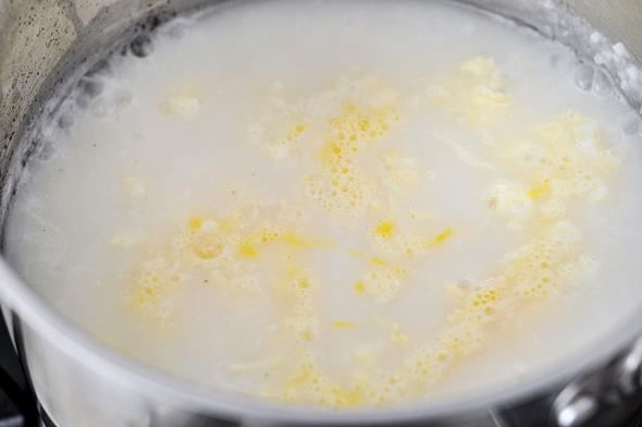 Chinese Egg Drop Soup Rice Porridge Style (aka Congee) | www.fussfreecooking.com