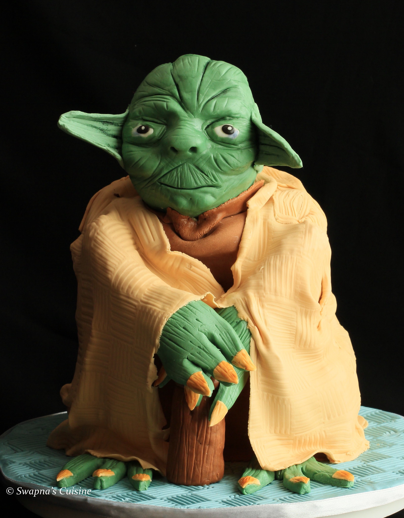 Yoda the Grand Jedi Master Cake
