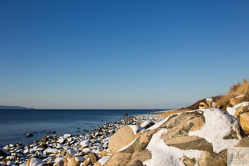 strand skåne vinter sverige snö vatten stockphoto fika stenar magnarpsstrand projectfika