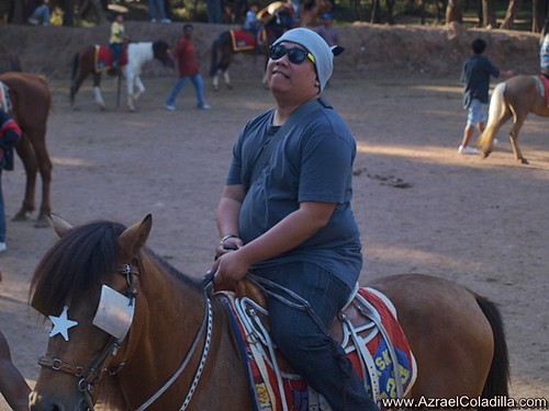 Baguio tour blog 15–photo op at the Mansion and horse back riding in Wright Park