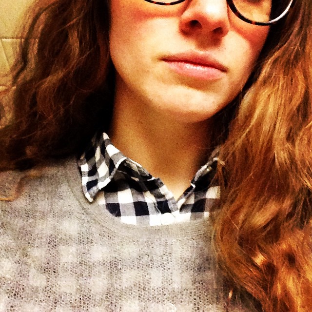 I've been liking this layering of thin sweater + patterned button down, @taraleww