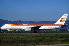 Iberia B757-256 EC-HDM BCN 17/12/2000