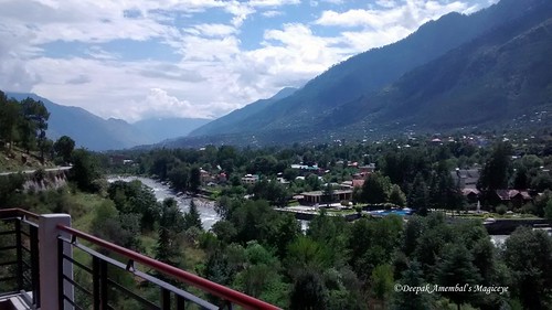 india view valley manali himachal pradesh